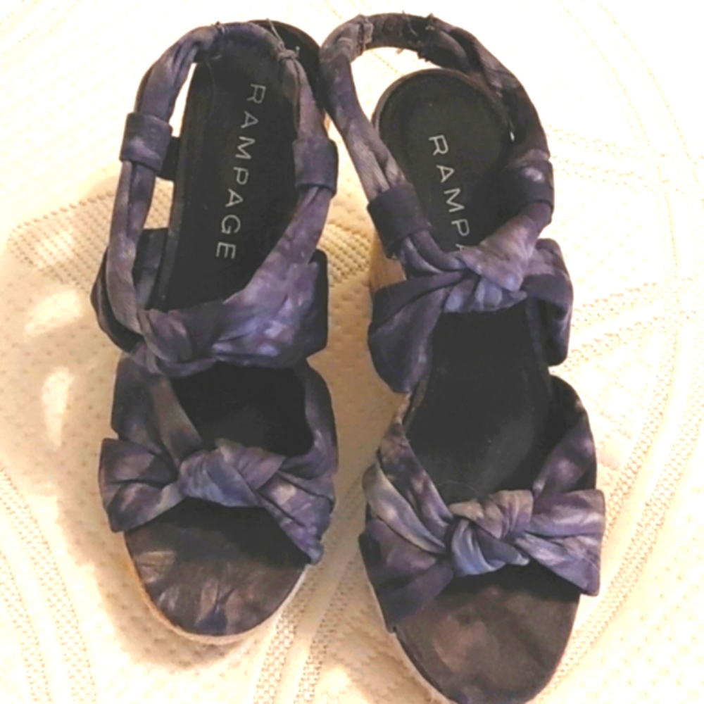 Rampage Bohemian Braxton black and grey tie dye wedges